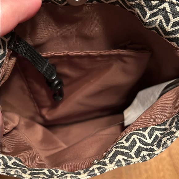 Kavu Black and White Patterned Belt Bag - Picture 7 of 14